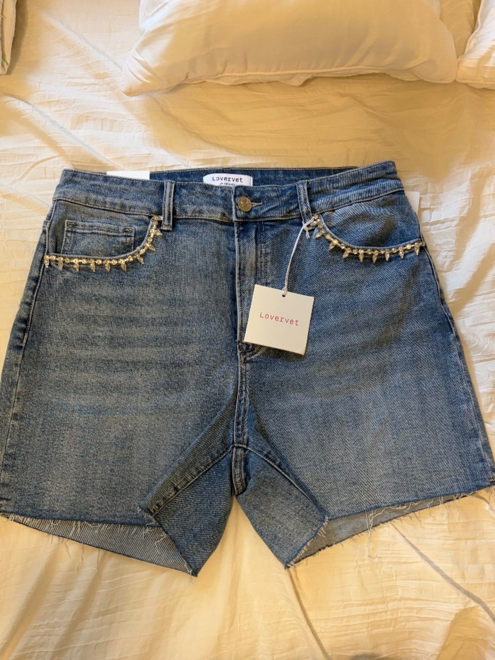 Lovervet rhinestone trim denim raw hem high-rise shorts, size 1x, NWT!